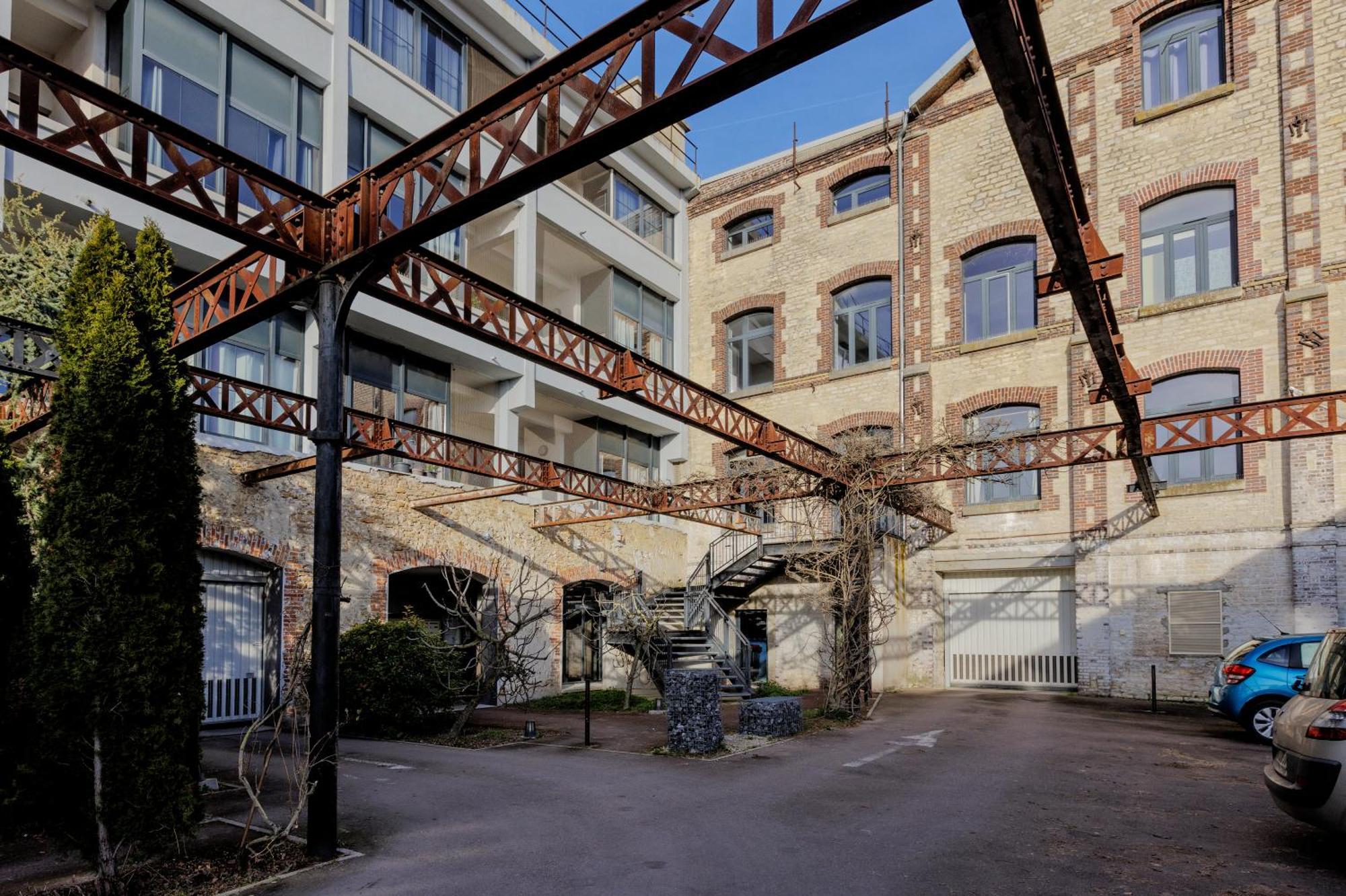 Manhattan Loft - Centre - 5 Mn A Pied Gare - Parking Prive - Patio Troyes Buitenkant foto